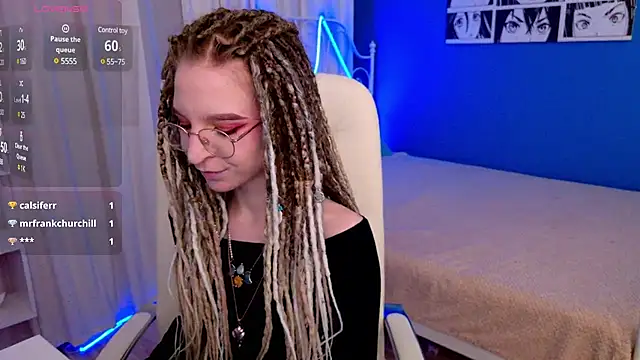 Snapshot of VioletShine chatting on January 17, 2025, 2:07 pm VioletShine online show from January 17, 2025, 2:07 pm