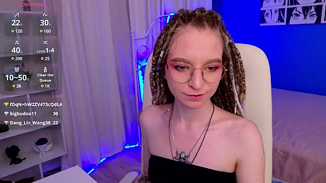 Snapshot of VioletShine chatting on February 6, 2025, 1:32 pm VioletShine online show from February 6, 2025, 1:32 pm