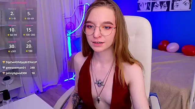 Snapshot of VioletShine chatting on February 16, 2025, 12:54 pm VioletShine online show from February 16, 2025, 12:54 pm