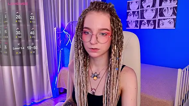 Snapshot of VioletShine chatting on December 5, 2025, 12:58 pm VioletShine online show from December 5, 2025, 12:58 pm