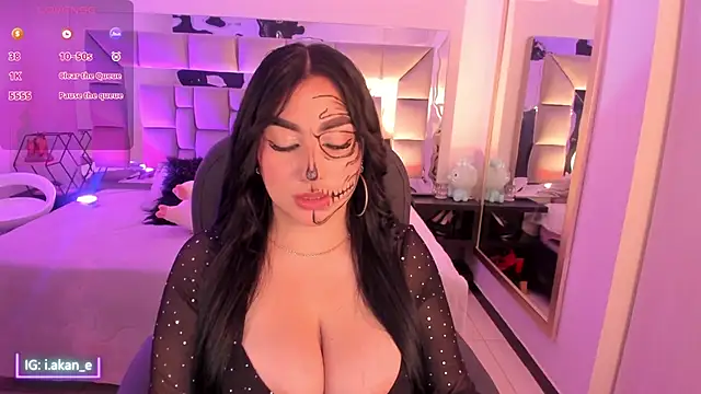 i akane online show from October 31, 2025, 1:12 pm