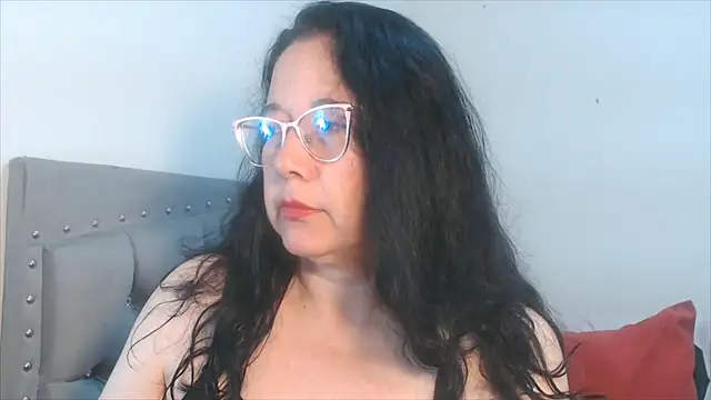 Snapshot of maturepriscila chatting on September 10, 2025, 1:33 pm maturepriscila online show from September 10, 2025, 1:33 pm
