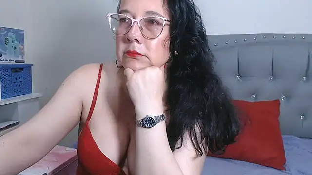 Snapshot of maturepriscila chatting on November 7, 2025, 3:23 pm maturepriscila online show from November 7, 2025, 3:23 pm