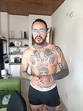 Nicky smith   online show from December 12, 2024, 8:32 pm