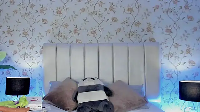 Snapshot of MeganCruzGB chatting on January 31, 2025, 10:52 pm MeganCruzGB online show from January 31, 2025, 10:52 pm