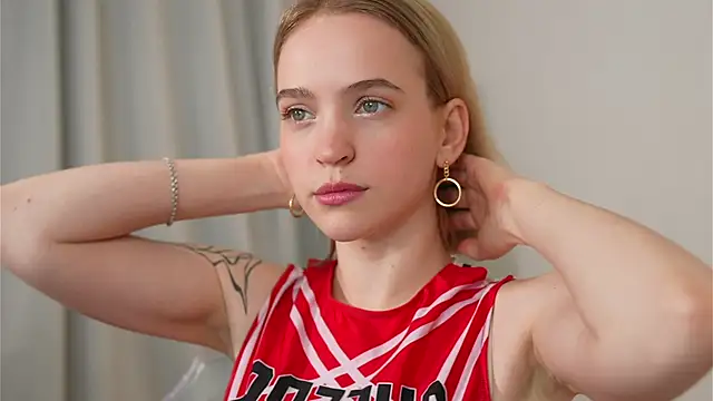 lolly pie online show from December 5, 2024, 3:50 pm