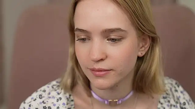 lolly pie online show from December 11, 2024, 3:15 pm