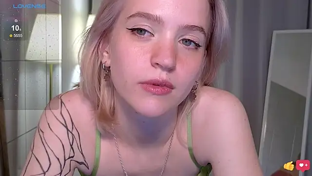 lolly pie online show from March 4, 2025, 4:09 pm