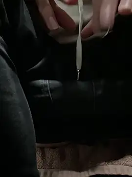 Snapshot of xxxxxrenxxxxx chatting on December 24, 2024, 4:22 am xxxxxrenxxxxx online show from December 24, 2024, 4:22 am