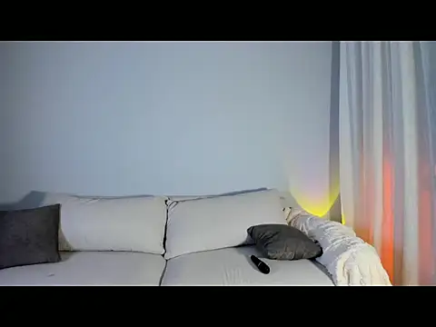 Mellovely online show from November 1, 2025, 12:07 pm