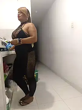 Snapshot of milf_venus chatting on December 28, 2024, 11:05 pm milf venus online show from December 28, 2024, 11:05 pm