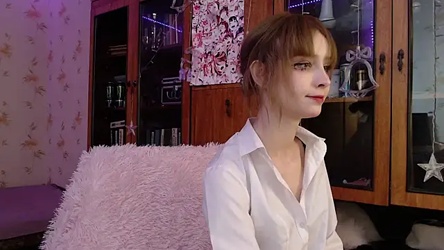 Snapshot of cloudgirrl chatting on January 30, 2025, 9:47 pm cloudgirrl online show from January 30, 2025, 9:47 pm