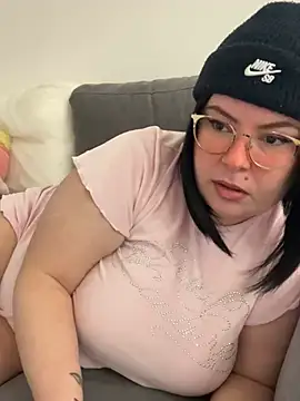 SoshyBaby online show from February 13, 2025, 2:31 pm