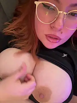 SoshyBaby online show from March 19, 2025, 9:58 pm