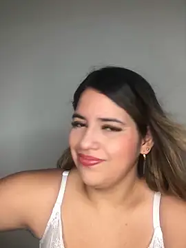 Snapshot of Amira__Fatima chatting on January 17, 2025, 2:18 pm Amira Fatima online show from January 17, 2025, 2:18 pm