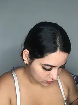 Snapshot of Amira__Fatima chatting on February 28, 2025, 2:31 pm Amira Fatima online show from February 28, 2025, 2:31 pm