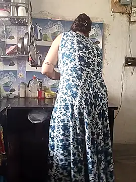 Snapshot of Sneha_gril chatting on March 10, 2025, 5:11 am Sneha gril online show from March 10, 2025, 5:11 am