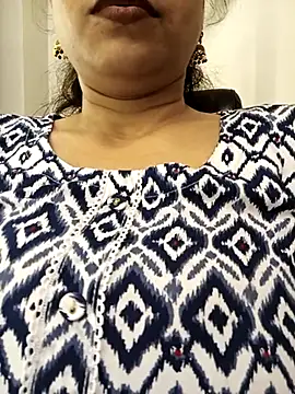 Snapshot of Sneha_gril chatting on March 19, 2025, 1:07 pm Sneha gril online show from March 19, 2025, 1:07 pm