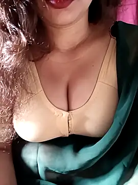 Snapshot of Sneha_gril chatting on November 12, 2025, 2:12 am Sneha gril online show from November 12, 2025, 2:12 am