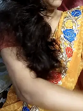 Snapshot of Sneha_gril chatting on November 18, 2025, 3:23 am Sneha gril online show from November 18, 2025, 3:23 am