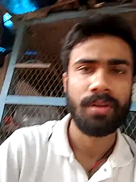 Snapshot of Skinny_Bigass_23 chatting on February 13, 2025, 7:03 am Skinny Bigass 23 online show from February 13, 2025, 7:03 am