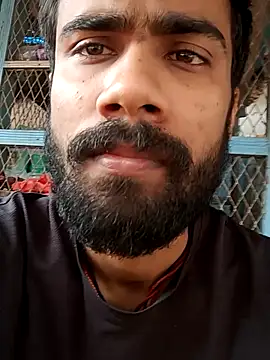 Snapshot of Skinny_Bigass_23 chatting on February 17, 2025, 7:15 am Skinny Bigass 23 online show from February 17, 2025, 7:15 am