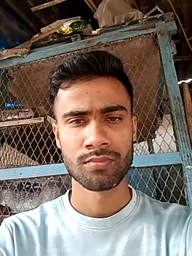 Snapshot of Skinny_Bigass_23 chatting on February 21, 2025, 7:12 am Skinny Bigass 23 online show from February 21, 2025, 7:12 am