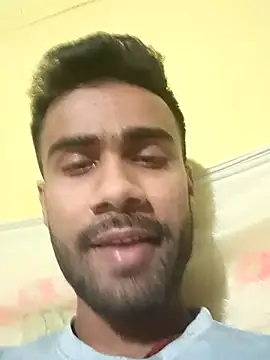 Snapshot of Skinny_Bigass_23 chatting on February 24, 2025, 6:26 pm Skinny Bigass 23 online show from February 24, 2025, 6:26 pm