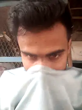 Snapshot of Skinny_Bigass_23 chatting on March 8, 2025, 7:05 am Skinny Bigass 23 online show from March 8, 2025, 7:05 am