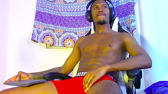 Amir mikelsen online show from September 17, 2025, 5:31 am