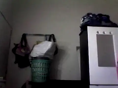 Snapshot of ariana_crazzy chatting on March 5, 2025, 5:40 am ariana crazzy online show from March 5, 2025, 5:40 am
