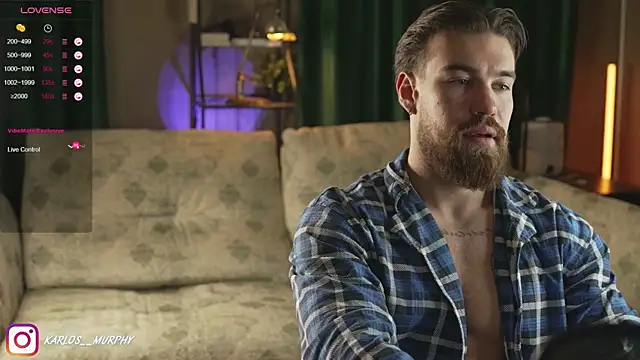 Snapshot of Karlos_Ripped_ chatting on December 15, 2024, 9:56 am Karlos Ripped online show from December 15, 2024, 9:56 am