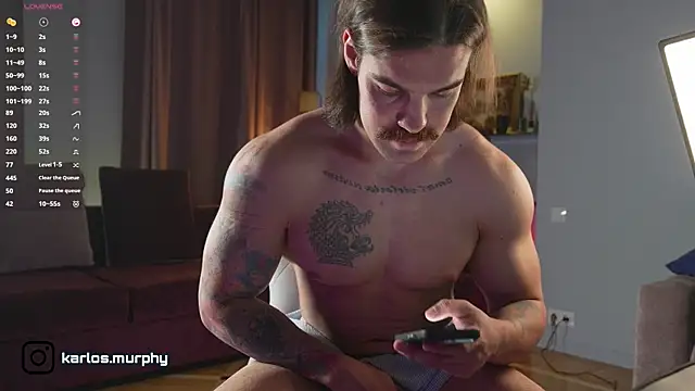 Snapshot of Karlos_Ripped_ chatting on December 15, 2025, 12:09 pm Karlos Ripped online show from December 15, 2025, 12:09 pm