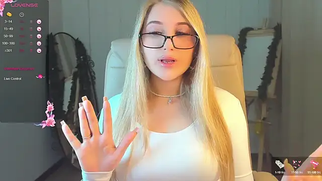 Evacadooo online show from December 22, 2024, 5:34 am