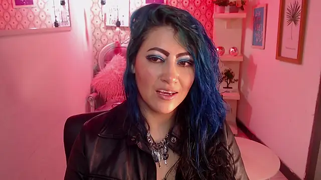 scarleth blue online show from September 15, 2025, 2:22 am