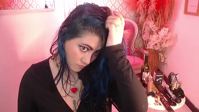 scarleth blue online show from October 30, 2025, 2:57 am