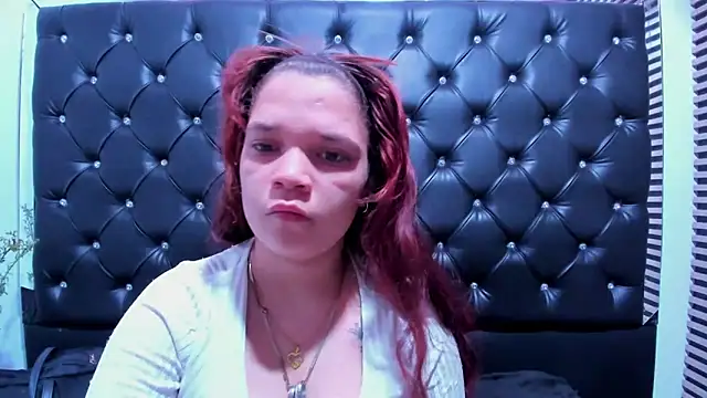 Snapshot of MelanyCarter18 chatting on October 17, 2025, 1:03 pm MelanyCarter18 online show from October 17, 2025, 1:03 pm