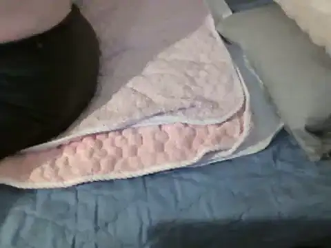 housewife shantie online show from March 5, 2025, 10:55 am