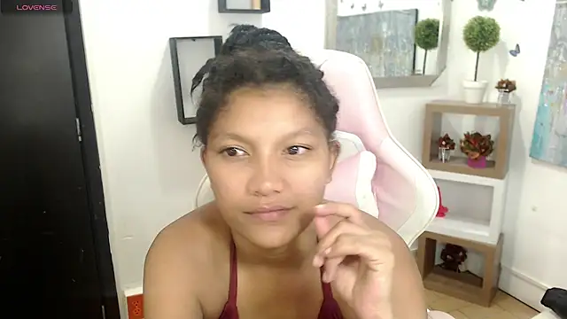 Snapshot of elly_willis chatting on February 17, 2025, 3:36 am elly willis online show from February 17, 2025, 3:36 am