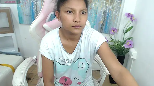 Snapshot of elly_willis chatting on February 23, 2025, 3:02 am elly willis online show from February 23, 2025, 3:02 am
