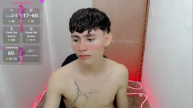 tanjiro cute online show from January 6, 2025, 4:26 am