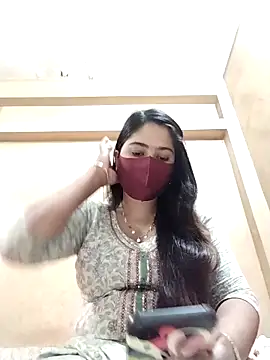 Magical Girl- online show from March 19, 2025, 7:51 am