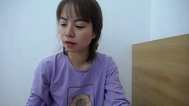 Snapshot of HotQueen chatting on January 27, 2025, 5:47 am HotQueen online show from January 27, 2025, 5:47 am