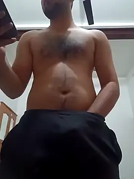 smartboy010101 online show from December 14, 2024, 1:05 pm