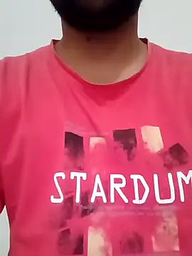 smartboy010101 online show from March 18, 2025, 3:42 am