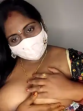 Snapshot of Sexy_Radhikaa chatting on February 10, 2025, 7:04 am Sexy Radhikaa online show from February 10, 2025, 7:04 am