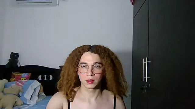 Snapshot of CELESSTESeductora chatting on February 10, 2025, 5:09 pm CELESSTESeductora online show from February 10, 2025, 5:09 pm