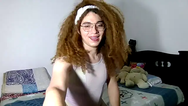 Snapshot of CELESSTESeductora chatting on March 19, 2025, 6:44 pm CELESSTESeductora online show from March 19, 2025, 6:44 pm