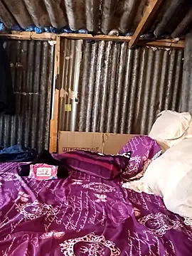 curvyloneah75 online show from September 10, 2025, 6:35 am