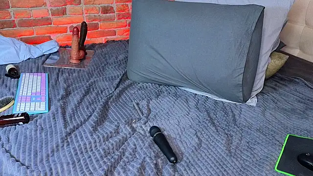 Snapshot of LinaQik chatting on December 28, 2024, 5:03 pm LinaQik online show from December 28, 2024, 5:03 pm